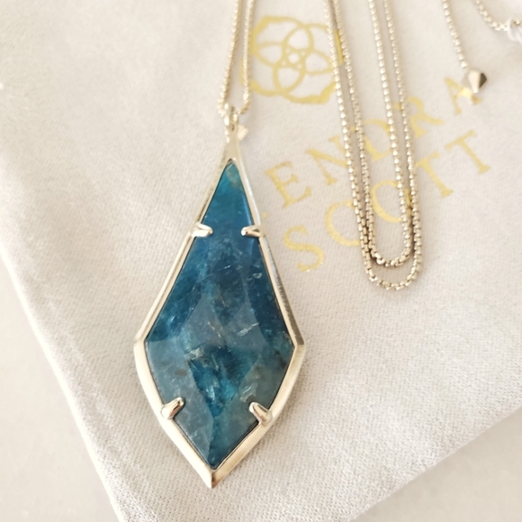 Kendra Scott Damon Pendant Necklace Aqua Apatite NWT - Picture 6 of 13